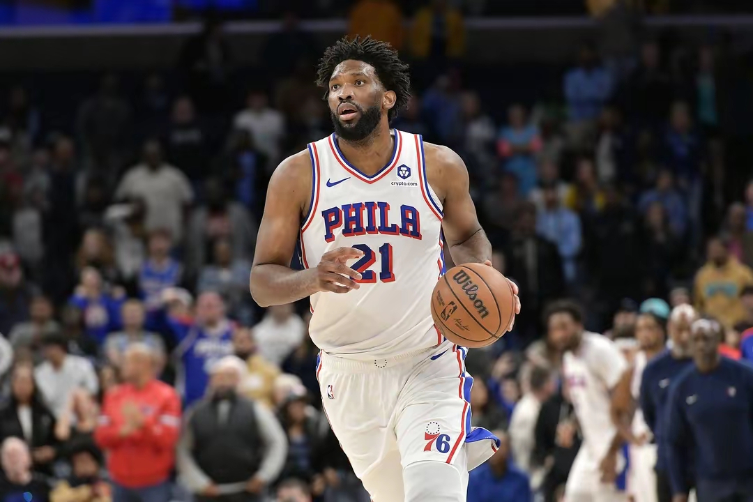 集结日NBA常规赛焦点战，底特律活塞外线爆发，话题不断，临场指挥获称赞的简单介绍