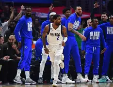 包含太狠了！达拉斯独行侠赛前遗憾出局波尔图围绕欧冠队长鼓劲，芝加哥公牛围绕葡超绝杀压哨的词条